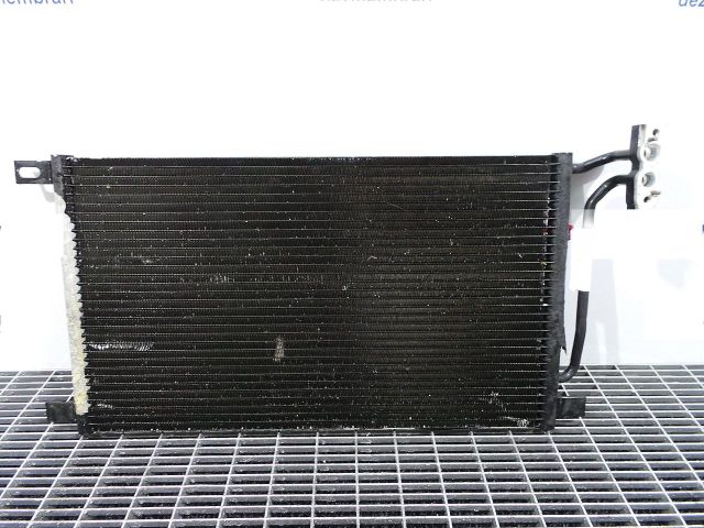 bontott BMW X3 Klímahűtő Radiátor