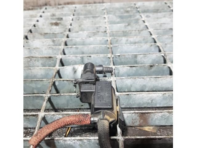 bontott BMW X3 Lefújószelep