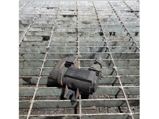 bontott BMW X3 Lefújószelep