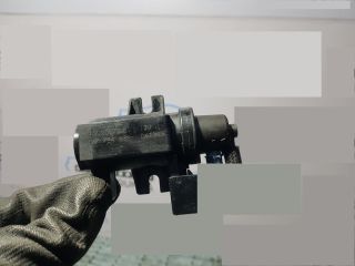 bontott BMW X3 Lefújószelep