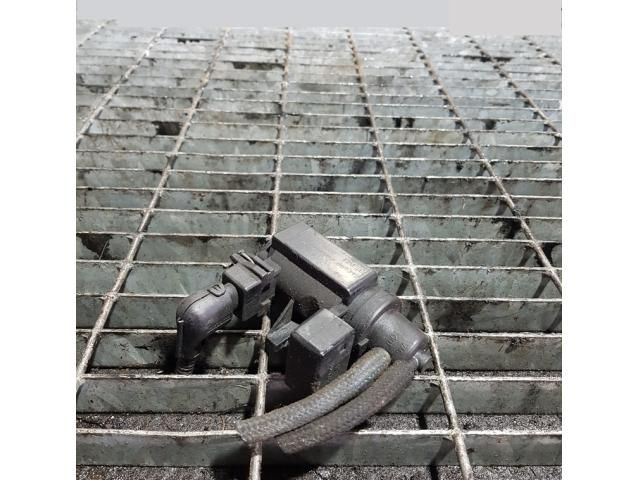 bontott BMW X3 Lefújószelep