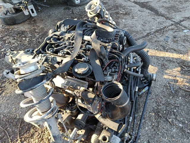 bontott BMW X3 Motor (Fűzött blokk hengerfejjel)