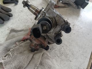 bontott BMW X3 Nagynyomású Szivattyú