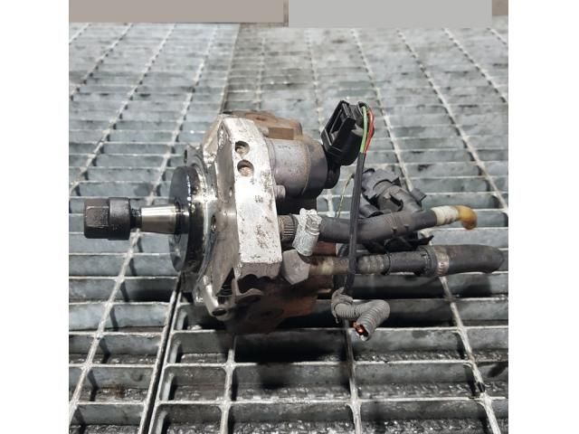 bontott BMW X3 Nagynyomású Szivattyú