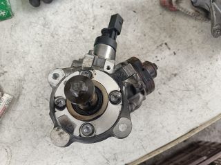 bontott BMW X3 Nagynyomású Szivattyú