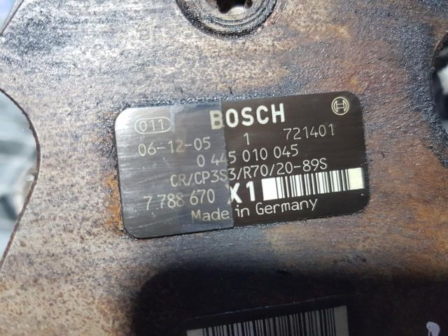 bontott BMW X3 Nagynyomású Szivattyú