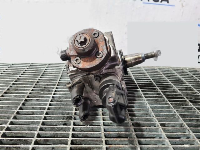 bontott BMW X3 Nagynyomású Szivattyú