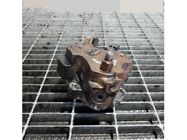 bontott BMW X3 Nagynyomású Szivattyú