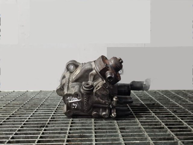 bontott BMW X3 Nagynyomású Szivattyú