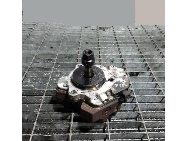 bontott BMW X3 Nagynyomású Szivattyú