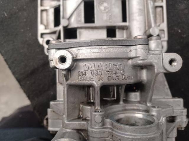 bontott BMW X3 Olajszivattyú