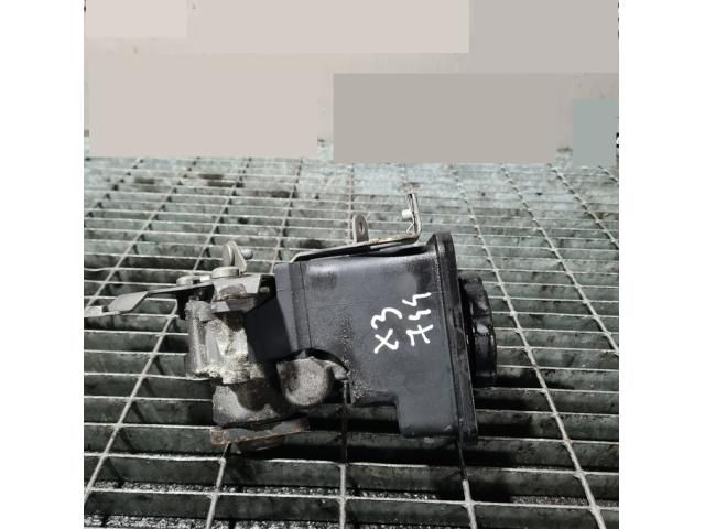 bontott BMW X3 Olajszűrő Ház