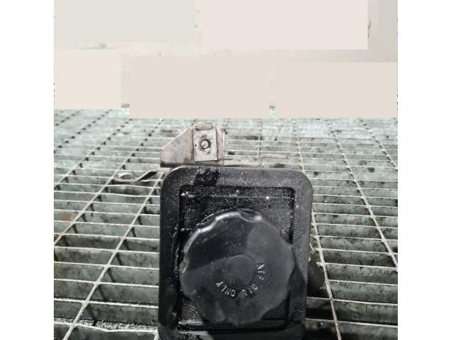 bontott BMW X3 Olajszűrő Ház