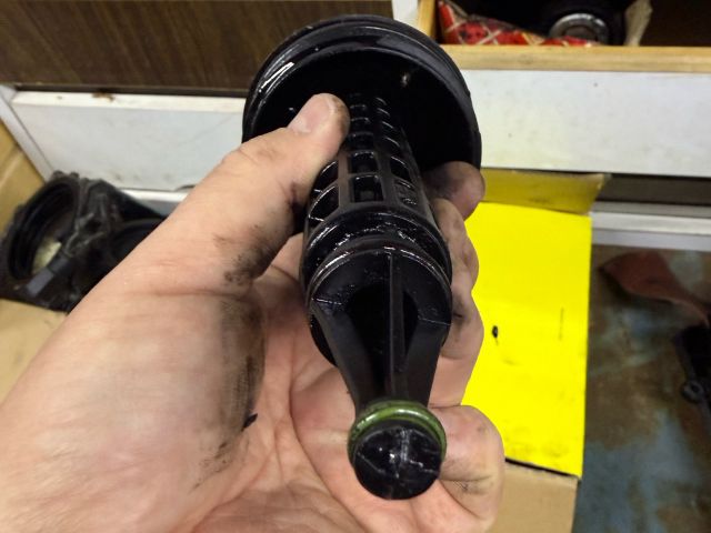 bontott BMW X3 Olajszűrő Kupak