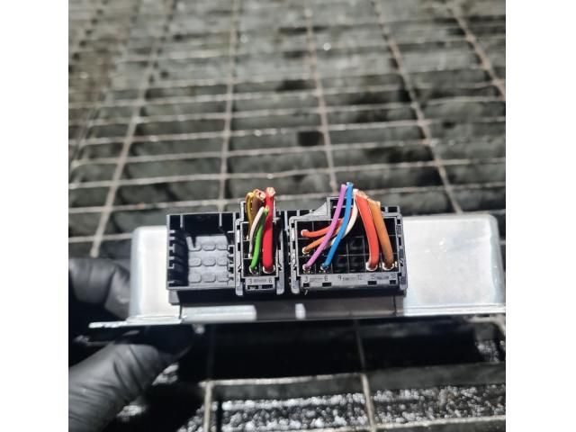 bontott BMW X3 Osztómű Vezérlő Modul