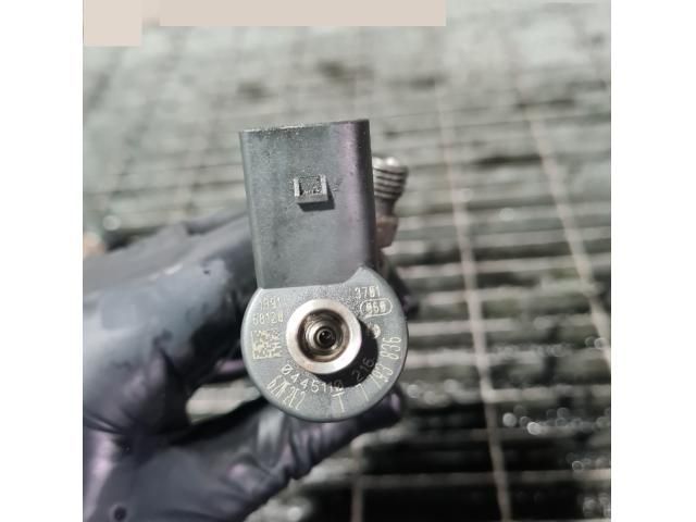 bontott BMW X3 Porlasztó (1 db)