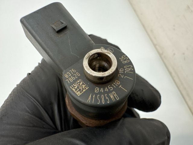 bontott BMW X3 Porlasztó (1 db)