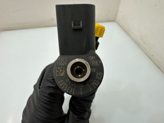 bontott BMW X3 Porlasztó (1 db)