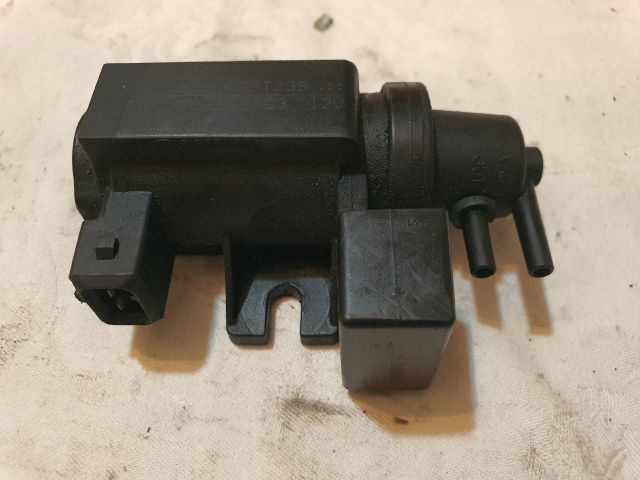 bontott BMW X3 Turbó Vákum Szelep