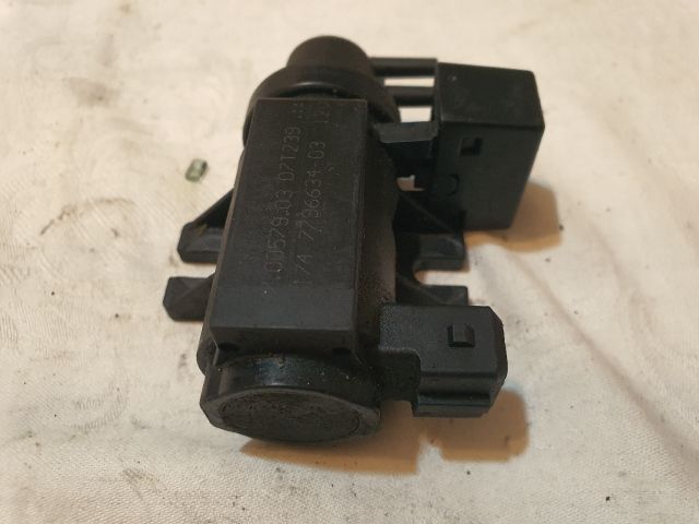 bontott BMW X3 Turbó Vákum Szelep