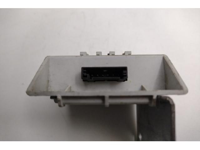 bontott BMW X3 Üzemanyag Szivattyú Relé