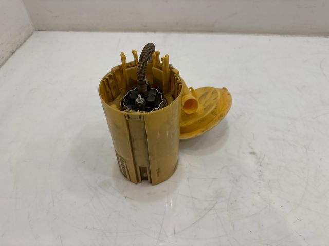 bontott BMW X3 Üzemanyag Szivattyú