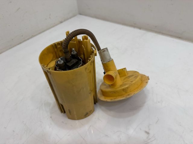 bontott BMW X3 Üzemanyag Szivattyú