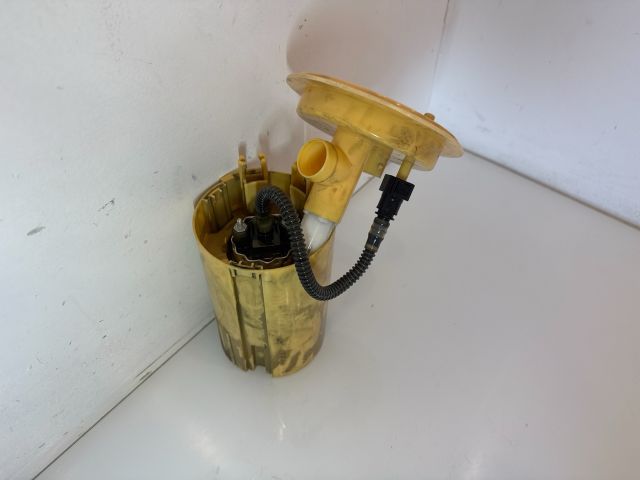 bontott BMW X3 Üzemanyag Szivattyú