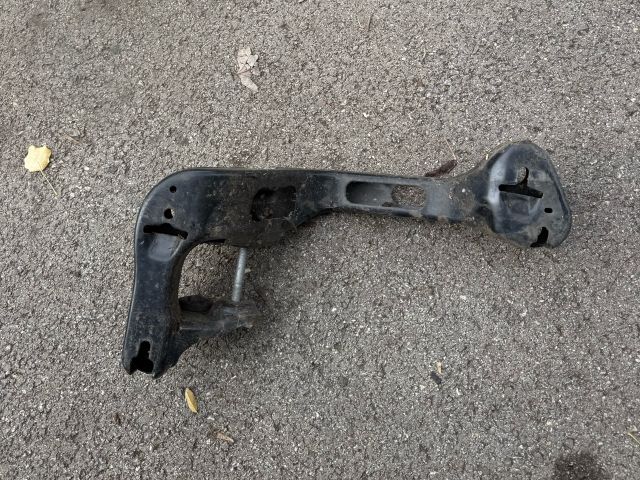 bontott BMW X3 Váltó Tartó Bak (Pozíciófüggetlen)