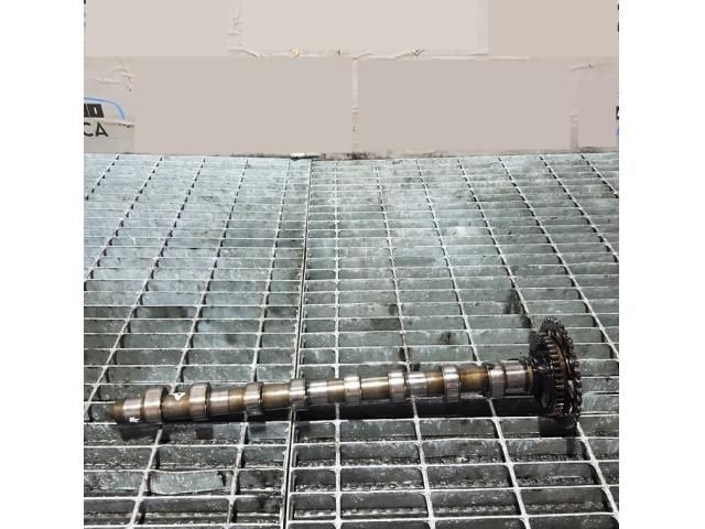 bontott BMW X3 Vezérműtengely (Magában)