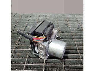 bontott BMW X3 ABS Kocka