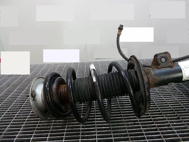 bontott BMW X3 Első Rugó