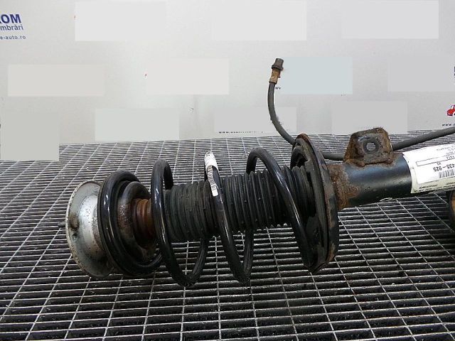 bontott BMW X3 Első Rugó