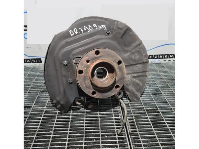 bontott BMW X3 Jobb első Csonkállvány