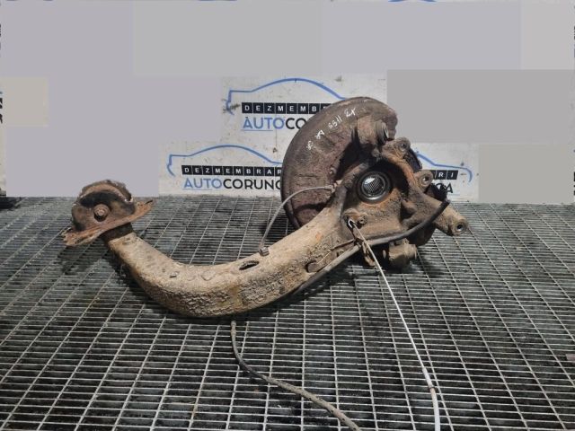 bontott BMW X3 Jobb hátsó Csonkállvány