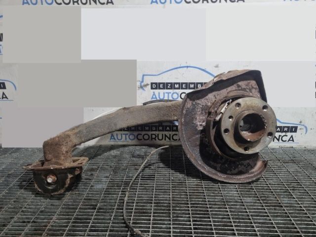 bontott BMW X3 Jobb hátsó Csonkállvány