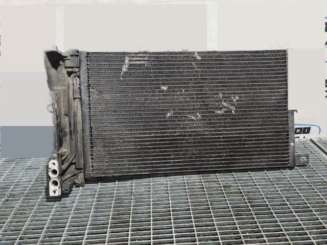 bontott BMW X3 Klímahűtő Radiátor
