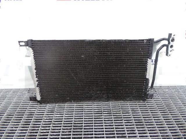 bontott BMW X3 Klímahűtő Radiátor