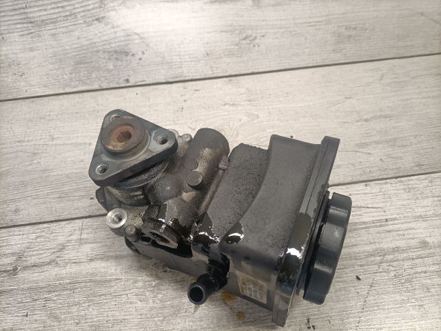 bontott BMW X3 Kormányszervó Motor (Hidraulikus)