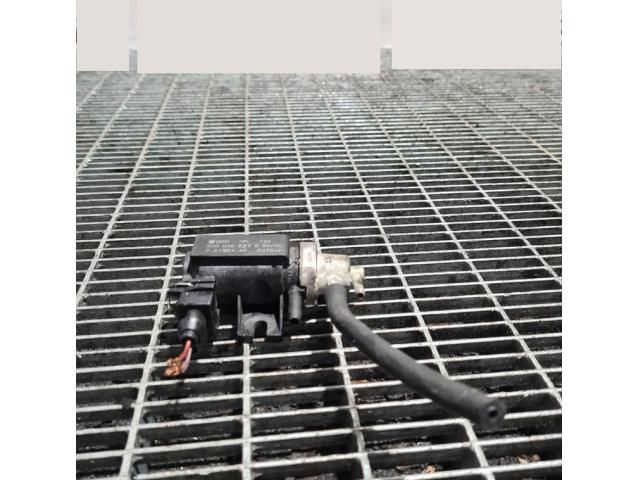 bontott BMW X3 Lefújószelep