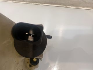 bontott BMW X3 Ablakmosó Tartály