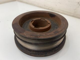 bontott BMW X3 Főtengely Szíjtárcsa