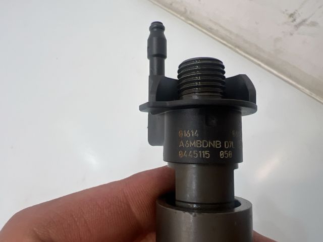 bontott BMW X3 Porlasztó (1 db)