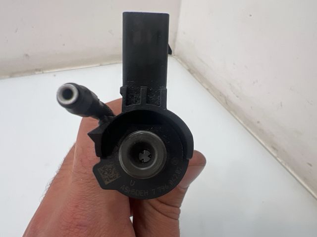 bontott BMW X3 Porlasztó (1 db)