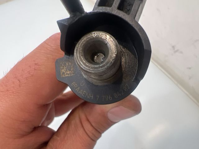 bontott BMW X3 Porlasztó (1 db)