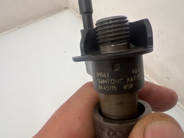 bontott BMW X3 Porlasztó (1 db)