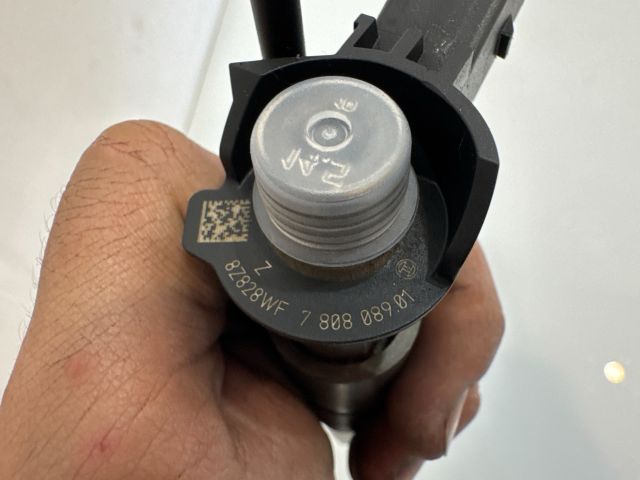 bontott BMW X3 Porlasztó (1 db)