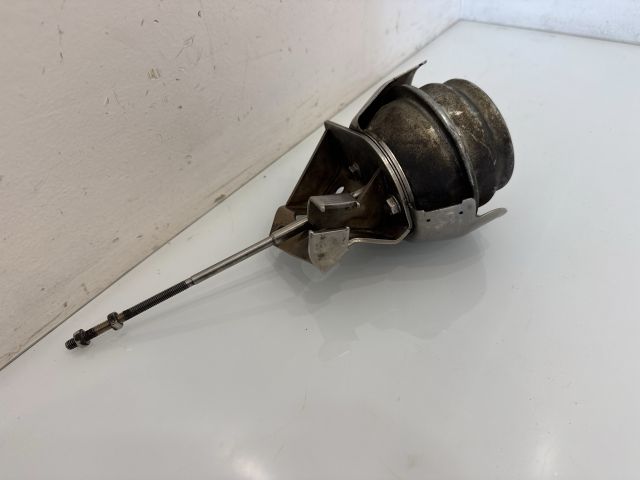 bontott BMW X3 Turbó Vákum Szelep