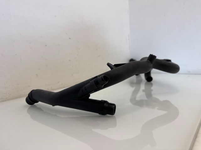 bontott BMW X3 Vízcső