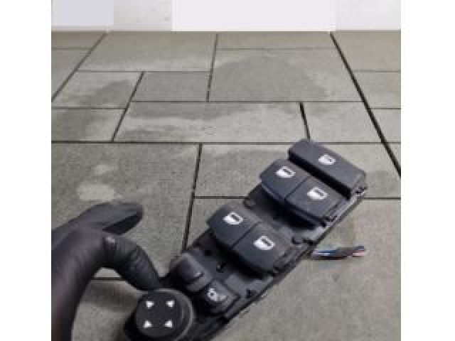 bontott BMW X3 Ablakemelő Kapcsoló Négyes / Kettes